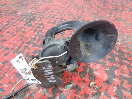 7423150684 RENAULT Сигнал звуковой, Отсутствует