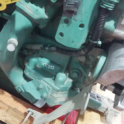 22026929 VOLVO Кронштейн ролика натяжителя