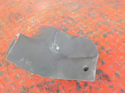 500312444 IVECO Накладка стойки