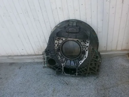 20451347 VOLVO Кожух маховика