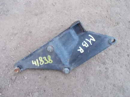 9406661031 MERCEDES Кронштейн подножки, Отсутствует