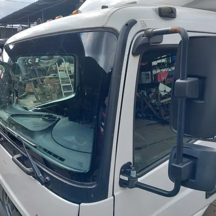 9406981162 MERCEDES Накладка стойки левая, Отсутствует