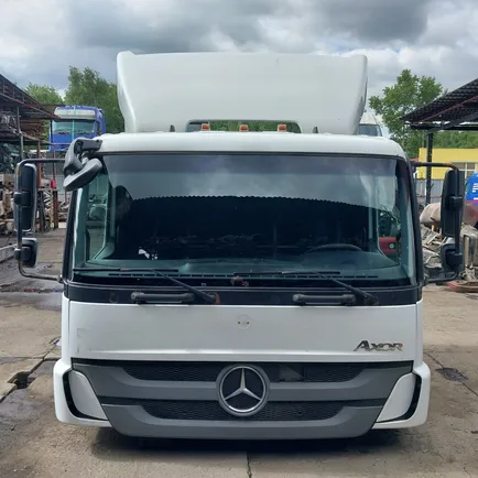 9738840474 MERCEDES Решетка стеклоочистителя, Отсутствует