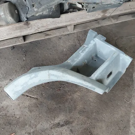 1893902 DAF Корпус подножки верхний правый