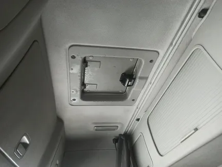 20379768 VOLVO Рамка люка