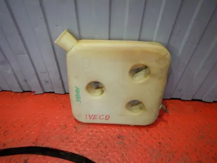 YT001324805 IVECO Бачок автономного отопителя
