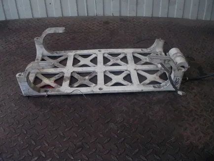 Кронштейн бака автономного отопителя MERCEDES
