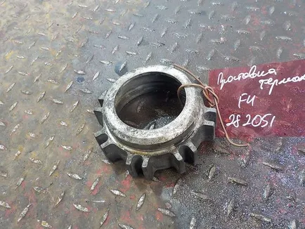 24426184 VOLVO Кронштейн термомуфты