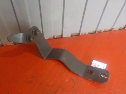 9303100469 MERCEDES Кронштейн кабины передний