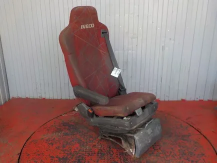 504144416 IVECO Сиденье левое