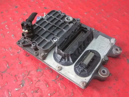 154477140 MERCEDES Блок управления двигателем, Отсутствует