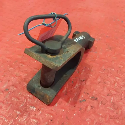 20583303 VOLVO Крюк буксировочный