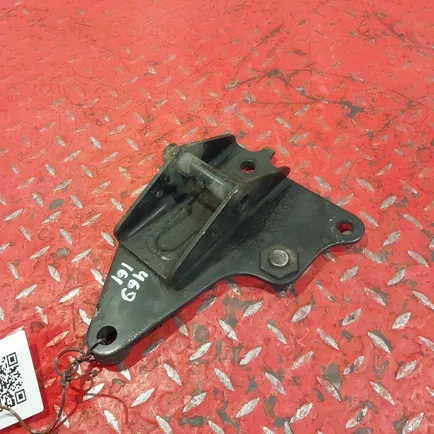 9408902583 MERCEDES Кронштейн кабины передний