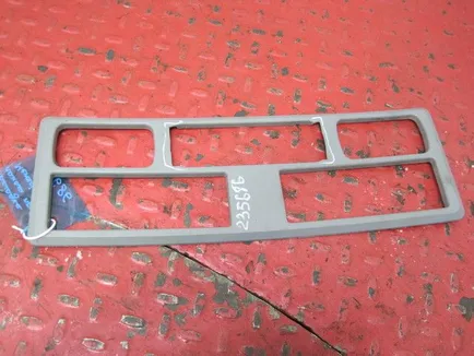 9436951057 MERCEDES Накладка панели приборов