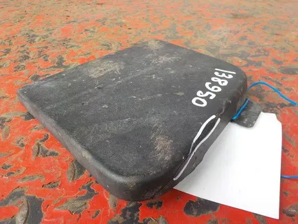 3175548 VOLVO Заглушка решетки правая