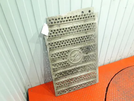9604923930 MERCEDES Защита глушителя
