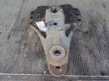 20592692 VOLVO Кронштейн полурессоры