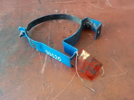 9414296969 MERCEDES Кронштейн ресивера