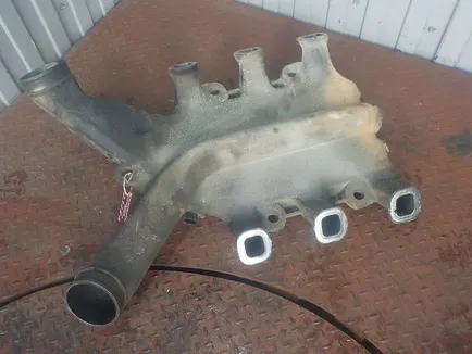 5410981017 MERCEDES Коллектор впускной