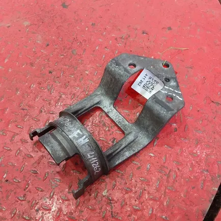 21468479 VOLVO Кронштейн бачка гидроусилителя