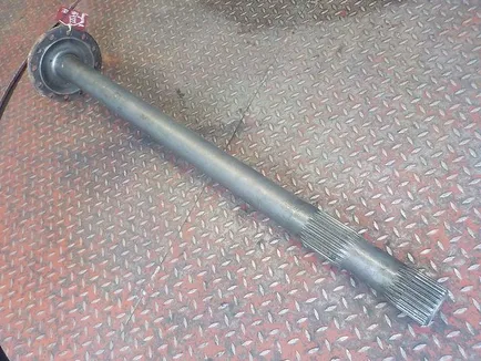 1524628 VOLVO Полуось правая, Отсутствует