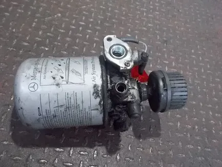 24311315 MERCEDES Осушитель