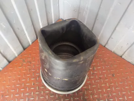 AU344884 AUGER Пневмоподушка