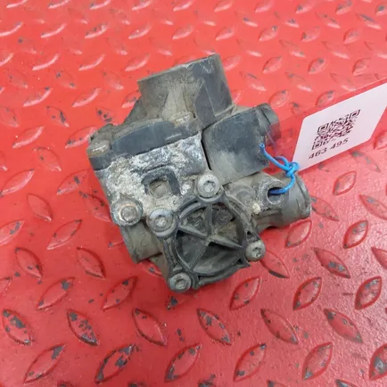 5801476698 RENAULT Клапан ABS