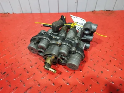 5010525808 RENAULT Кран 4-х контурный
