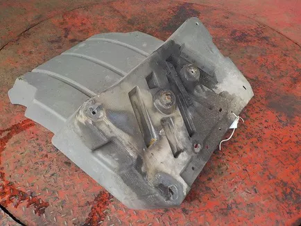 9705210201 MERCEDES Крыло переднее / задняя часть