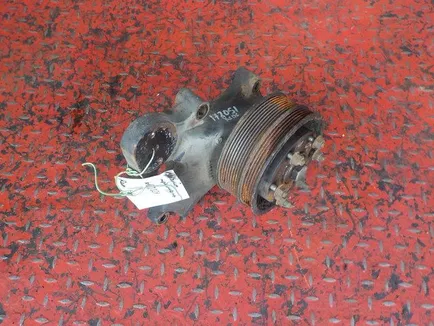 5010477737 RENAULT Кронштейн термомуфты, Отсутствует