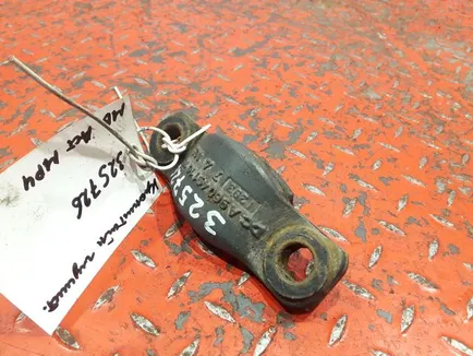 9604911016 MERCEDES Кронштейн глушителя