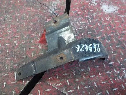 9738800214 MERCEDES Кронштейн бампера правый
