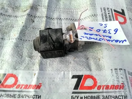 28302784 MERCEDES Кран печки, Отсутствует