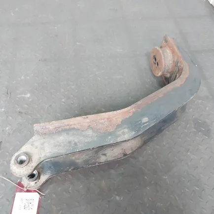81436305203 MAN Кронштейн пневмоподушки