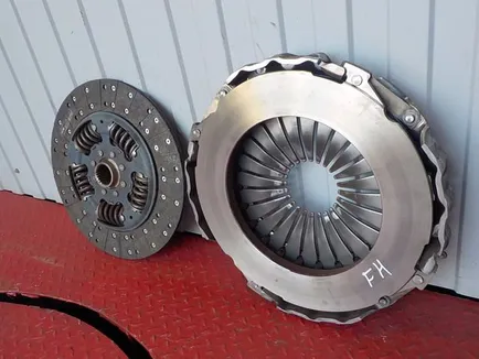827513 VALEO Комплект сцепления