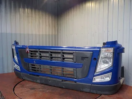 20456806 VOLVO Юбка бампера, Отсутствует