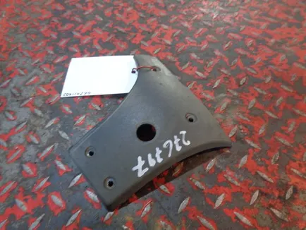 504114240 IVECO Накладка стойки