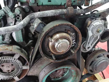 21146740 VOLVO Привод термомуфты