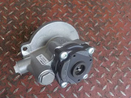 21465012 VOLVO Насос ГУР