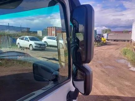 9438106016 MERCEDES Зеркало правое, Отсутствует