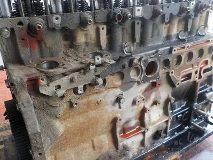 20993095 VOLVO Головка блока, Отсутствует