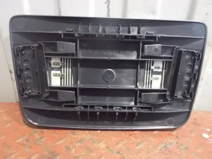 M4300046 MARSHALL Стекло зеркала
