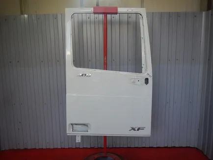 1881863 DAF Дверь правая