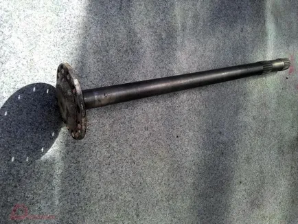 1524033 VOLVO Полуось правая, Отсутствует