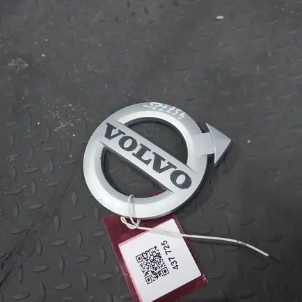 82248335 VOLVO Эмблема, Отсутствует