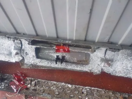 9418851401 MERCEDES Бампер передний центральная часть, Отсутствует