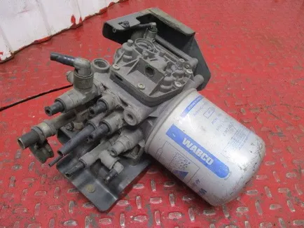 5010457873 RENAULT Осушитель, Отсутствует