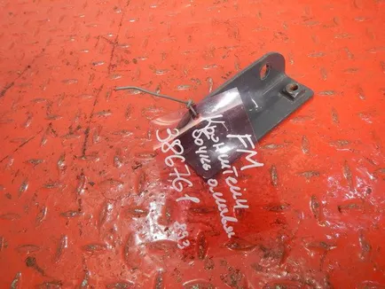 82218893 VOLVO Кронштейн бачка омывателя