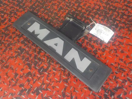 81978700121 MAN Эмблема, Отсутствует
